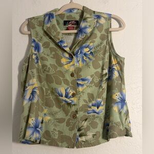 La Cabana Sleeveless Women Top Large Green Floral 
Aloha Style Hawaiian Blouse